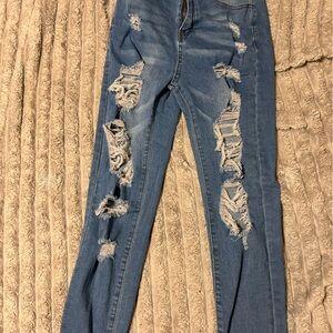 SHEIN ripped Blue Women's Jeans.
Very comfy and stretchy.